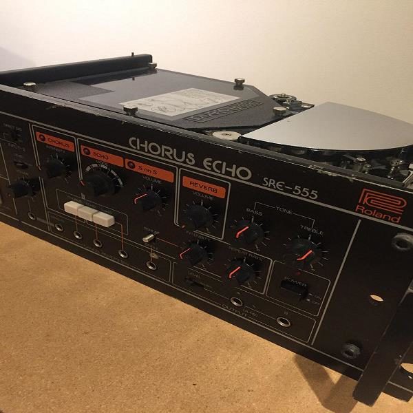 SRE-555 Chorus Echo